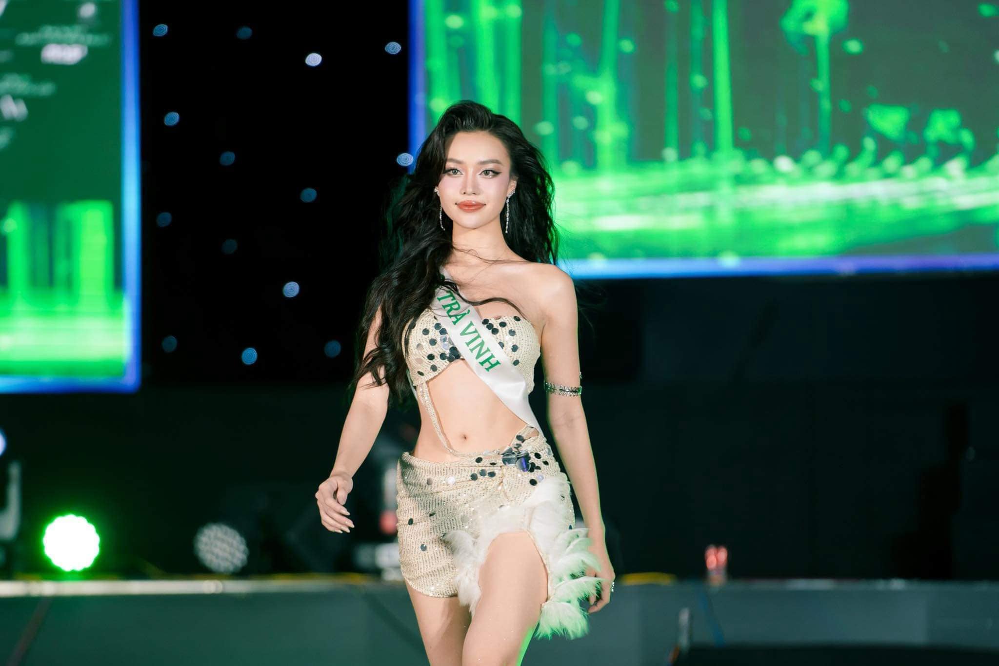 Mỹ nhân Trà Vinh là đương kim Hoa hậu, bất ngờ trở lại thi Miss Cosmo Vietnam 2025 vì lý do gì? - Ảnh 9.